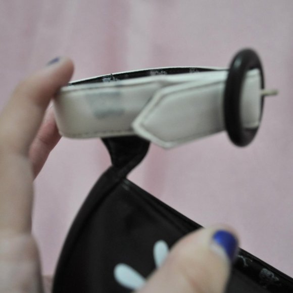 LaModa HUGE CHUNKY Platform Heels (Size 6) - Picture 5 of 6